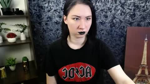 Snapshot of moon_foxy_ chatting on 02-20-26, 12:16 Diana online show from 02-20-26, 12:16