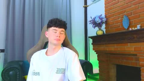 moon_gloww online show from 02-17-26, 12:45