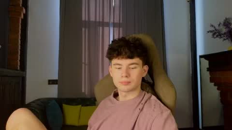 moon_gloww online show from 03-11-26, 02:17