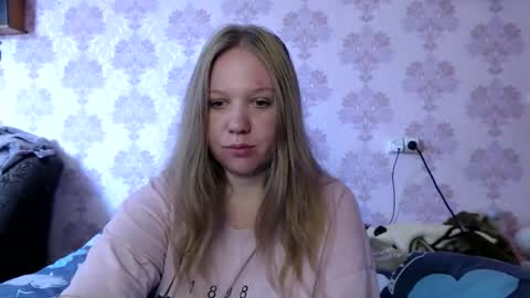 moon_linght000 online show from 06-07-26, 05:33