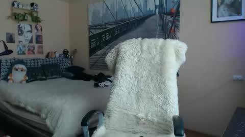 Keira online show from 03-27-26, 08:59