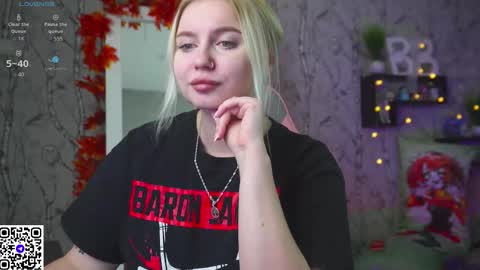 Emilia online show from 10-19-25, 11:22