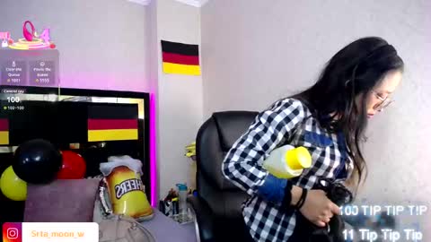 Moon Water   online show from 09-25-25, 11:36