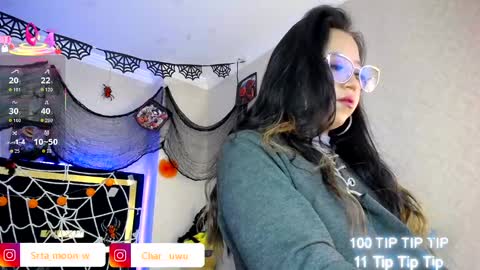 Moon Water   online show from 10-06-25, 11:29