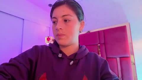 Snapshot of moon_winy chatting on 06-27-26, 12:10 Winy online show from 06-27-26, 12:10
