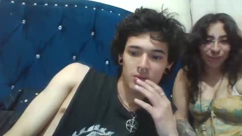 Snapshot of moonandzukko chatting on 05-07-26, 01:55 moonandzukko online show from 05-07-26, 01:55