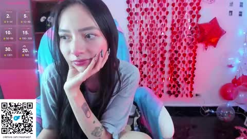 Snapshot of moonlady_ chatting on 02-24-25, 02:40 MOON online show from 02-24-25, 02:40