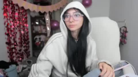 MOON  online show from 06-18-26, 02:45