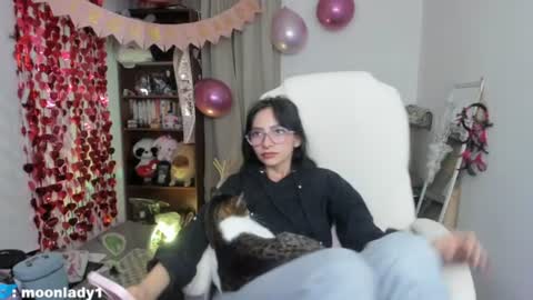 MOON  online show from 06-20-26, 02:58