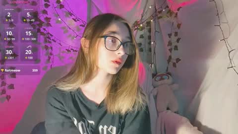 Snapshot of moonlight__lovers chatting on 12-07-24, 05:31 Dana online show from 12-07-24, 05:31