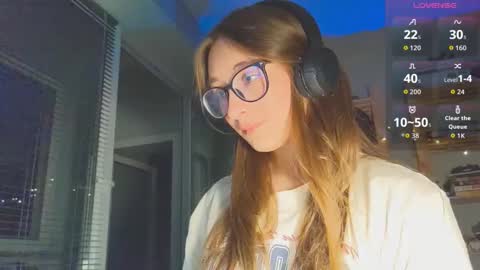 Snapshot of moonlight__lovers chatting on 09-12-25, 07:14 Dana online show from 09-12-25, 07:14