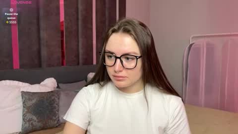 Kate online show from 02-03-26, 01:26