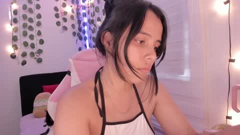 moonliight__ online show from 01-21-25, 10:30