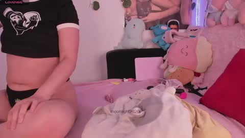 moonliight__ online show from 05-02-26, 04:45