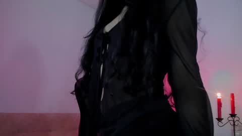 Snapshot of moonmadison chatting on 10-18-25, 05:54 Madison online show from 10-18-25, 05:54
