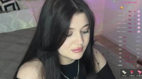Snapshot of moonrenata chatting on 03-11-25, 09:48 Ri online show from 03-11-25, 09:48