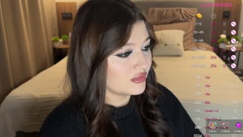 Snapshot of moonrenata chatting on 10-18-25, 06:41 Ri online show from 10-18-25, 06:41