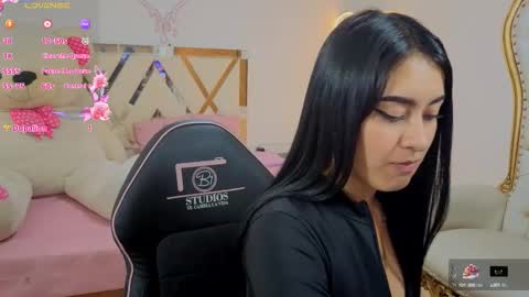 Moon  online show from 09-22-25, 07:38