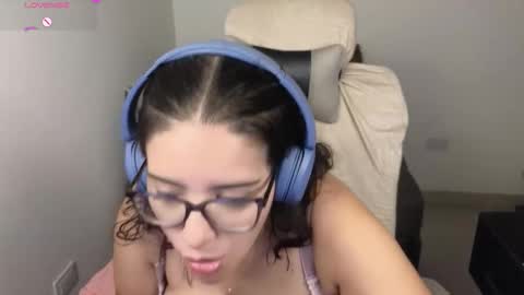 Moon Woman online show from 11-07-25, 01:05