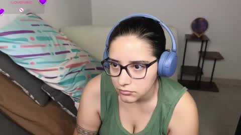 Moon Woman online show from 05-12-26, 05:37