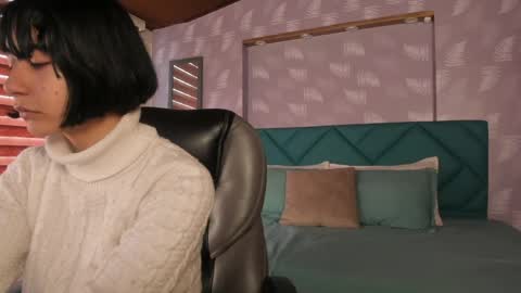 Michelle online show from 01-23-25, 01:13