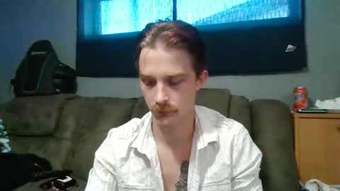 Snapshot of moose6810 chatting on 10-25-25, 08:58 M00SE online show from 10-25-25, 08:58