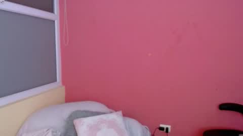 Mora Haze 3 online show from 09-19-25, 02:13