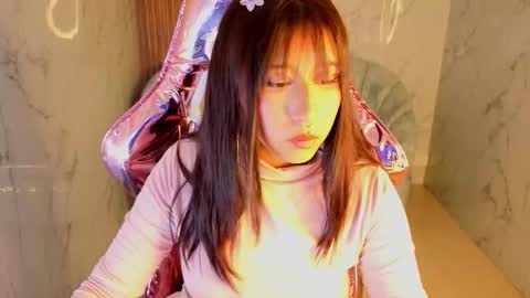 Mora  online show from 03-20-26, 03:11