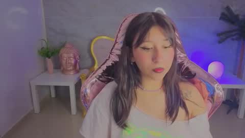 Mora  online show from 03-22-26, 03:10