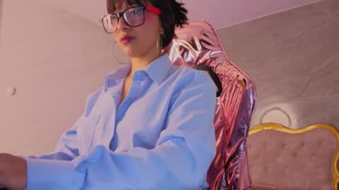 Mora  online show from 04-02-26, 03:26