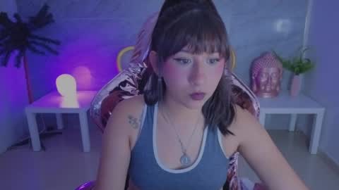 Mora  online show from 04-08-26, 03:06