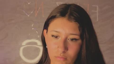 Mora  online show from 04-10-26, 08:30