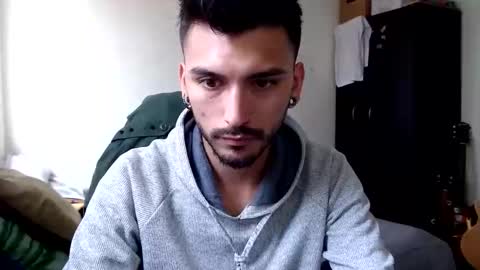 Abelardo online show from 11-18-25, 02:43