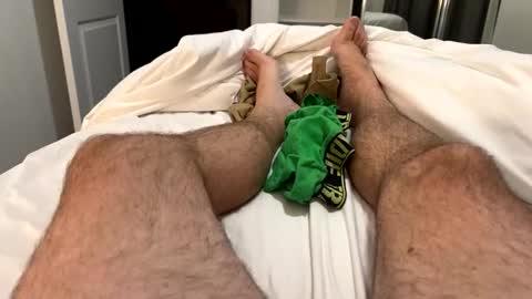 Snapshot of moreletii chatting on 04-14-26, 12:00 Me online show from 04-14-26, 12:00