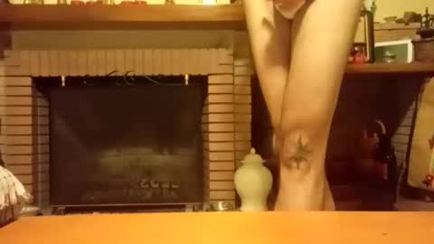 Snapshot of morenikoo26 chatting on 10-27-25, 04:27 morenikoo26 online show from 10-27-25, 04:27