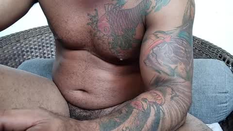 Snapshot of moreno_lutador chatting on 12-25-24, 12:15 John john online show from 12-25-24, 12:15