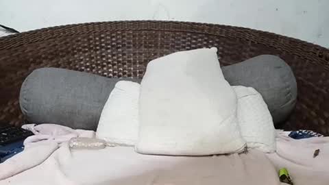 Snapshot of moreno_lutador chatting on 02-18-25, 06:59 John john online show from 02-18-25, 06:59