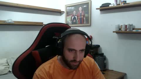 alejo online show from 11-04-25, 01:43