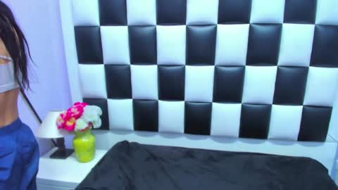 morganasmit_ online show from 05-05-26, 02:03
