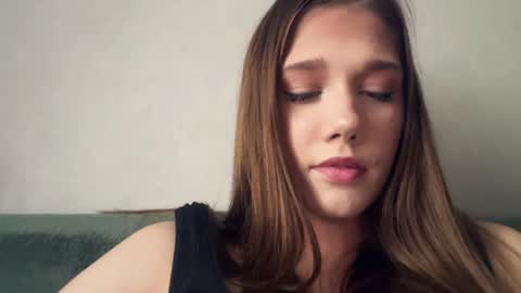 Snapshot of morganpadua chatting on 07-03-26, 11:38 Nina online show from 07-03-26, 11:38