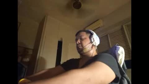 Bruno online show from 02-26-25, 05:09