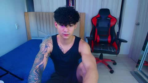 Snapshot of morthy_downey chatting on 01-18-25, 01:08 Morthy online show from 01-18-25, 01:08