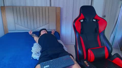 Snapshot of morthy_downey chatting on 01-18-25, 04:10 Morthy online show from 01-18-25, 04:10