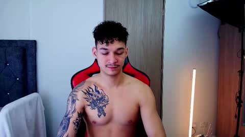 Snapshot of morthy_downey chatting on 09-23-25, 01:03 Morthy online show from 09-23-25, 01:03