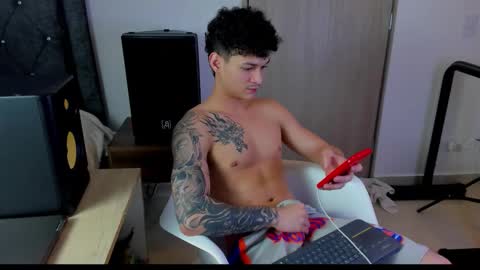 Snapshot of morthy_downey chatting on 11-06-25, 11:04 Morthy online show from 11-06-25, 11:04