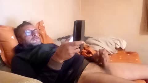 Nomadu online show from 05-14-26, 06:09