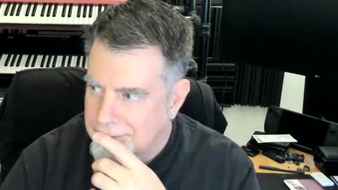 Snapshot of mostly_unbothered chatting on 09-11-25, 10:15 mostly_unbothered online show from 09-11-25, 10:15