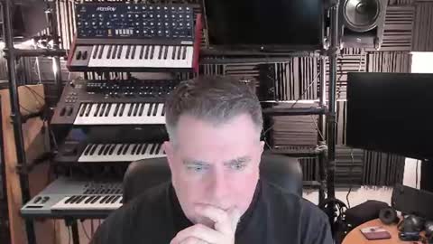 mostly_unbothered online show from 08-01-26, 06:34