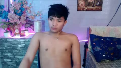 mostwantedtwink online show from 06-17-26, 12:29