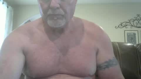 Snapshot of motorguy08 chatting on 10-01-25, 09:32 motorguy08 online show from 10-01-25, 09:32